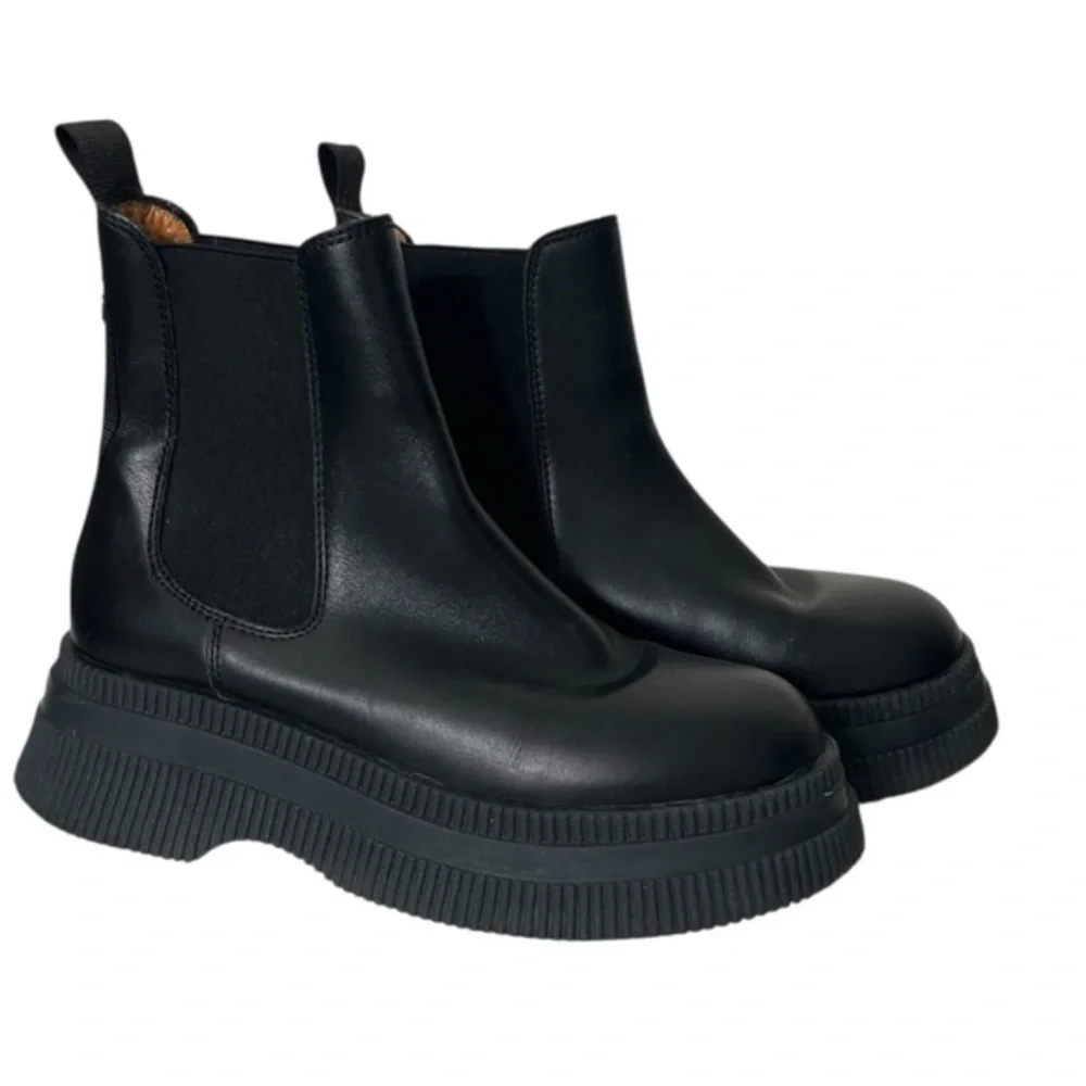 Ganni Black Leather‎ Chelsea Boots Women's US 8 Platform Lug Sole Grunge